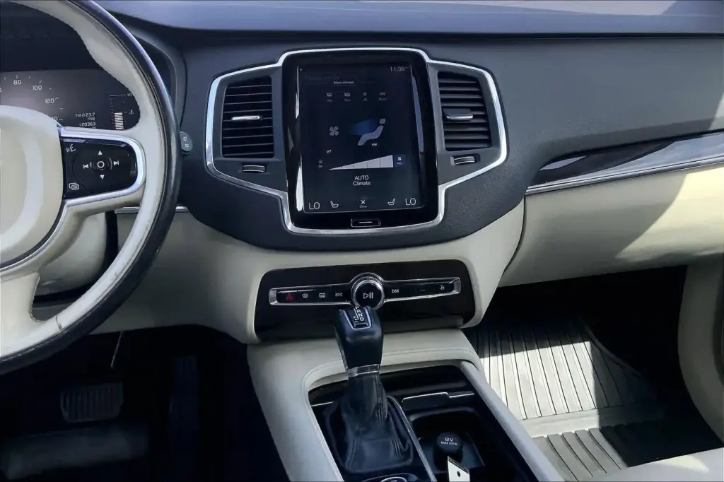 Volvo XC90 2019 T5 Momentum 4dr SUV