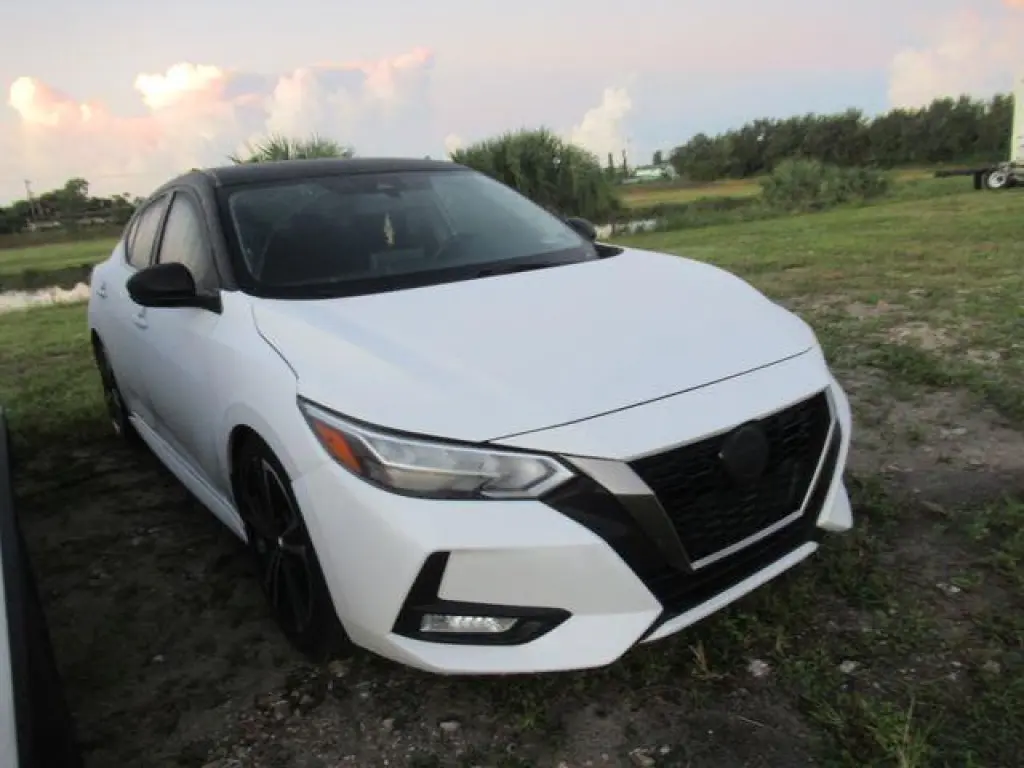 Nissan Sentra 2022 SR 4dr Sedán