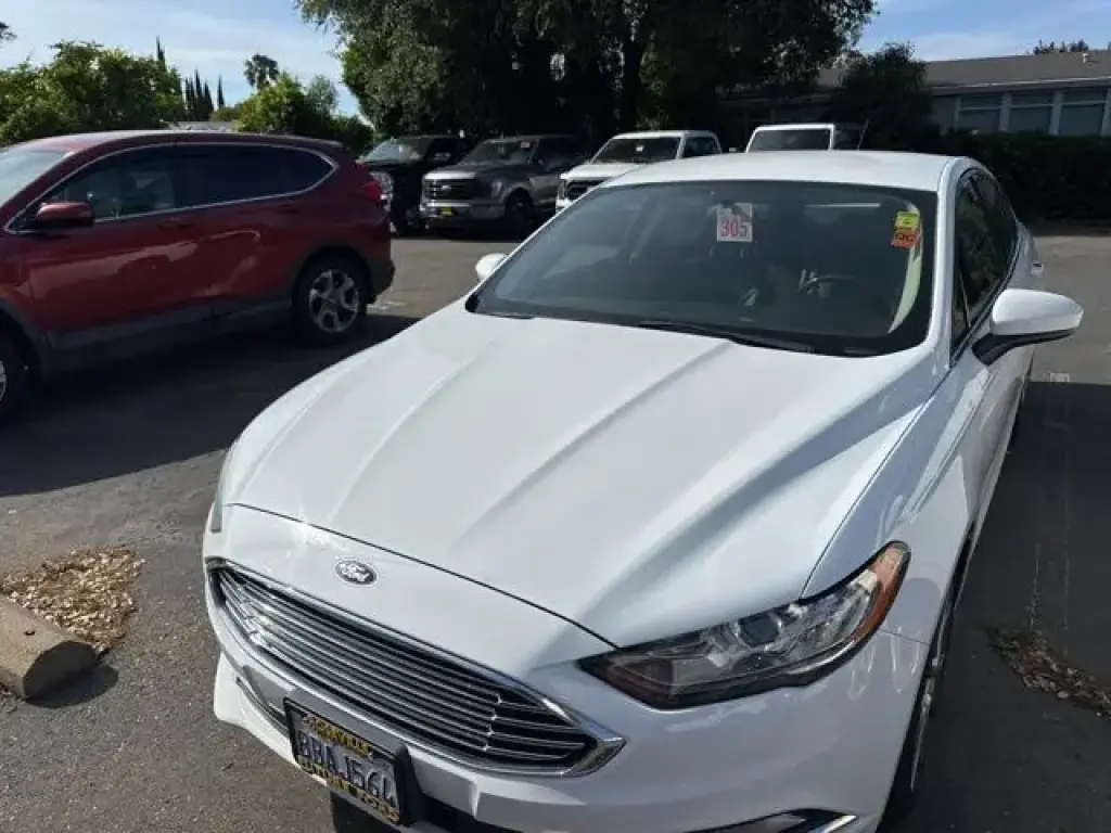 Ford Fusion 2017 SE 4dr Sedan