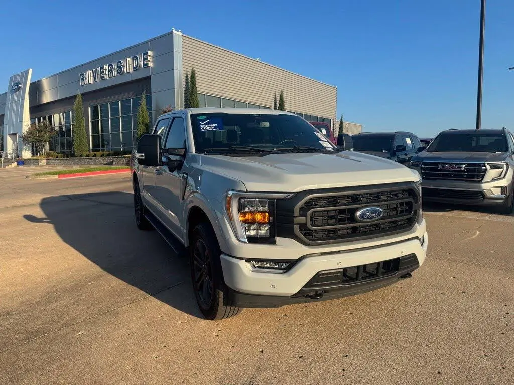 Ford F-150 2023 4x4 XLT 4dr SuperCrew 5.5 ft. SB