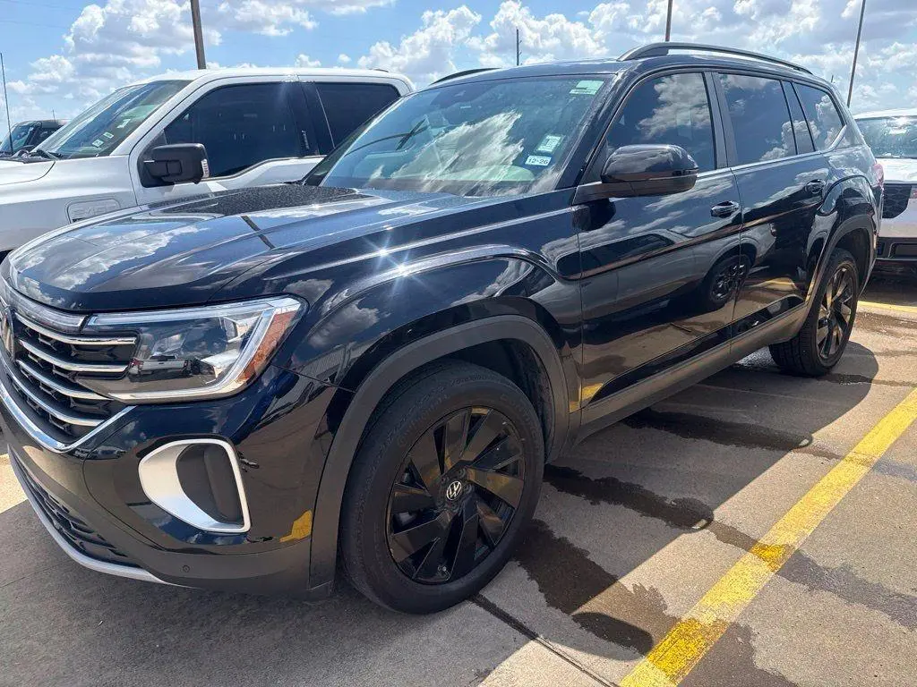 Volkswagen Atlas 2024 SE 4dr SUV con Tecnología