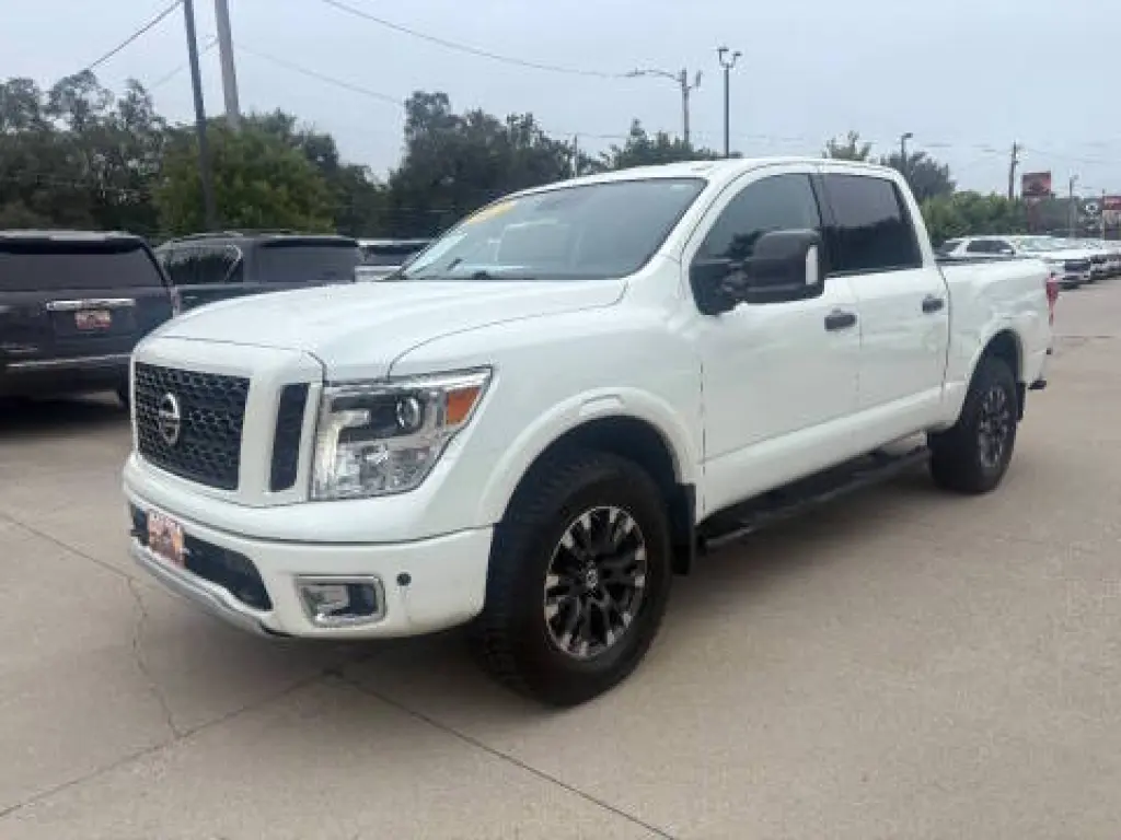 2018 Nissan Titan