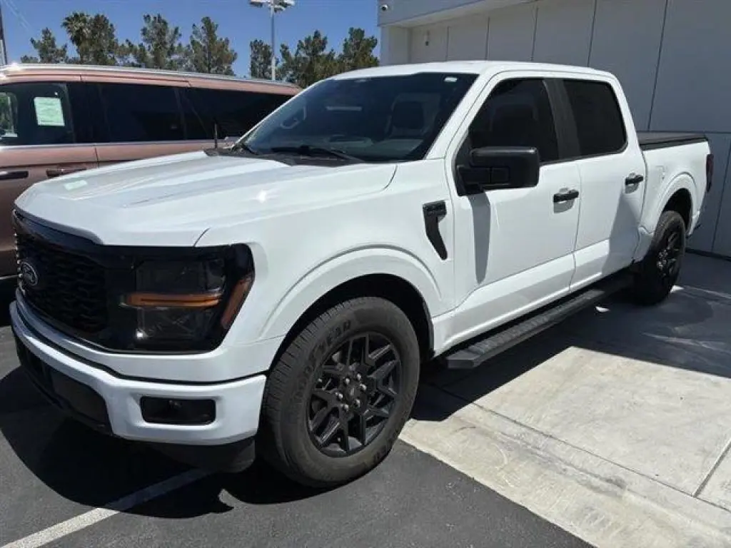 Ford F-150 2024 4x2 STX 4dr SuperCrew 5.5 ft. SB
