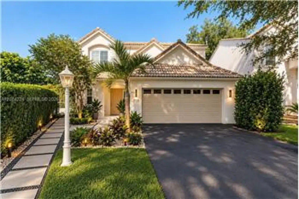 Propiedad de alquiler con 3 dormitorios y 2.5 baños en Coral Springs