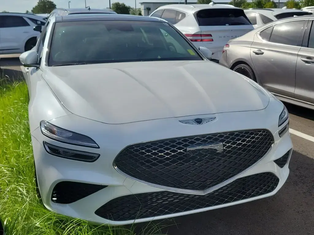 Genesis G70 2025 3.3T Sport Prestige 4dr Sedán