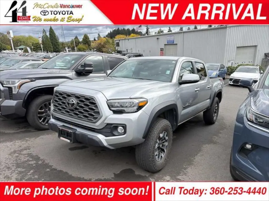 Toyota Tacoma 2023 4x4 TRD Sport 4dr Double Cab 5.0 ft SB 6M