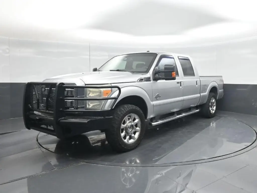 Ford F-250 Super Duty 2016 4x4 XLT 4dr Crew Cab 8 ft. LB Pickup