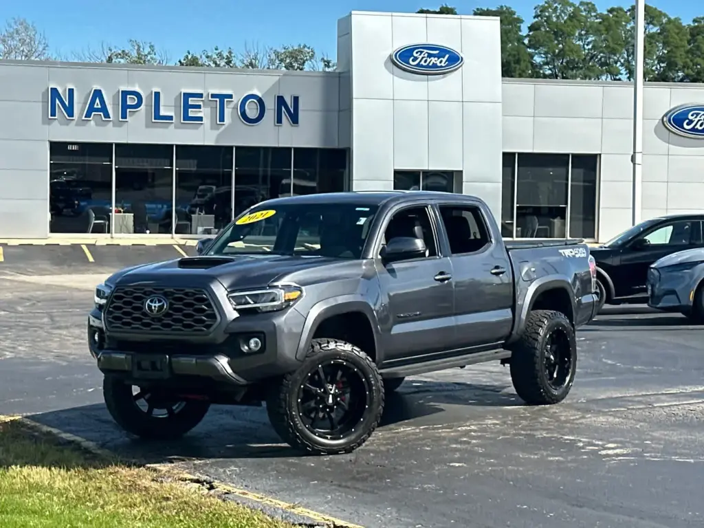 Toyota Tacoma 2021 4x4 TRD Sport 4dr Double Cab 5.0 ft SB 6A