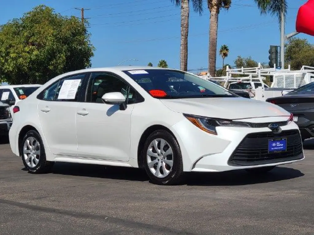 Toyota Corolla 2025 LE 4dr Sedan