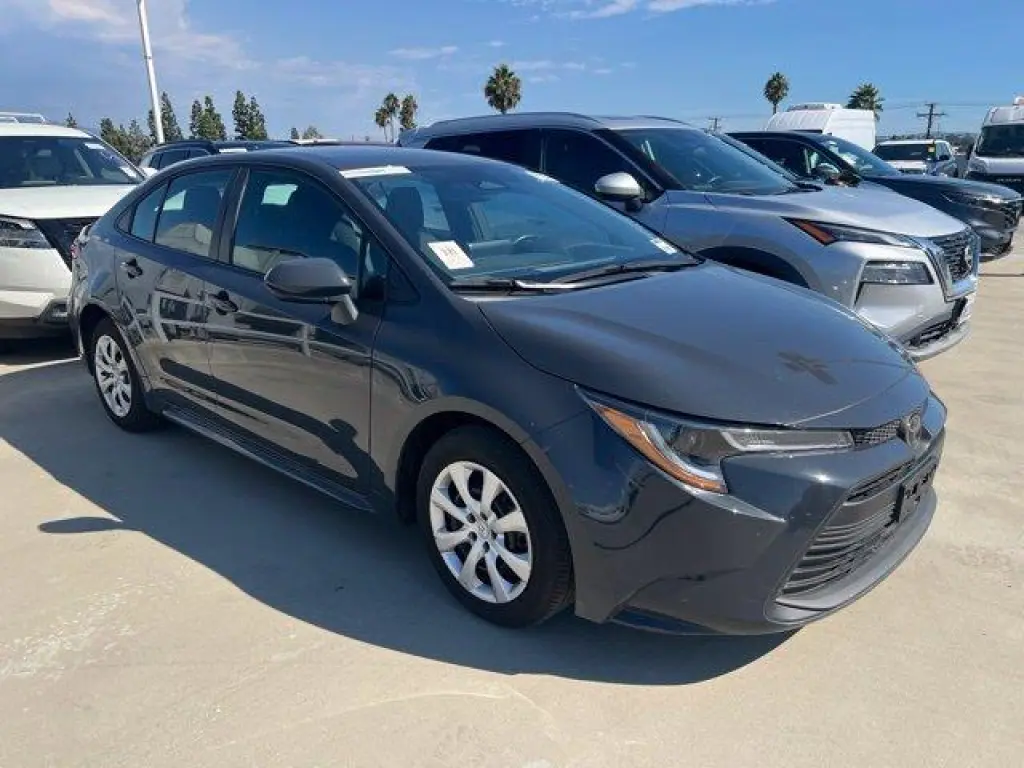 Toyota Corolla 2025 LE 4dr Sedán
