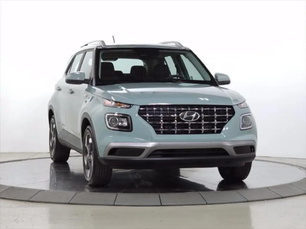 Hyundai VENUE 2025 SEL Crossover de 4 puertas