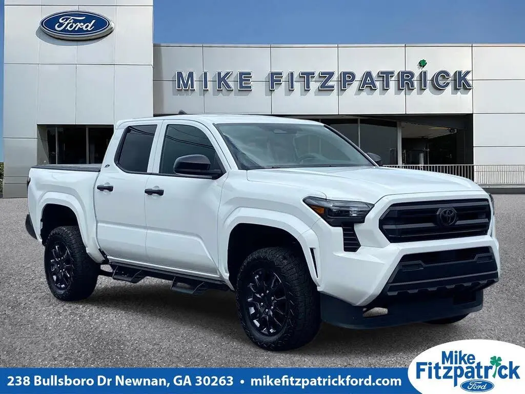 Toyota Tacoma 2024 4x4 SR 4dr Double Cab 5.0 ft SB 8A