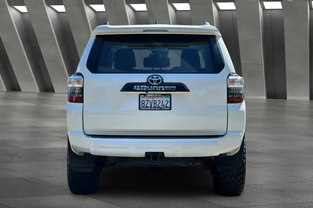 Toyota 4Runner 2022 4x4 TRD Off-Road Premium SUV de 4 puertas
