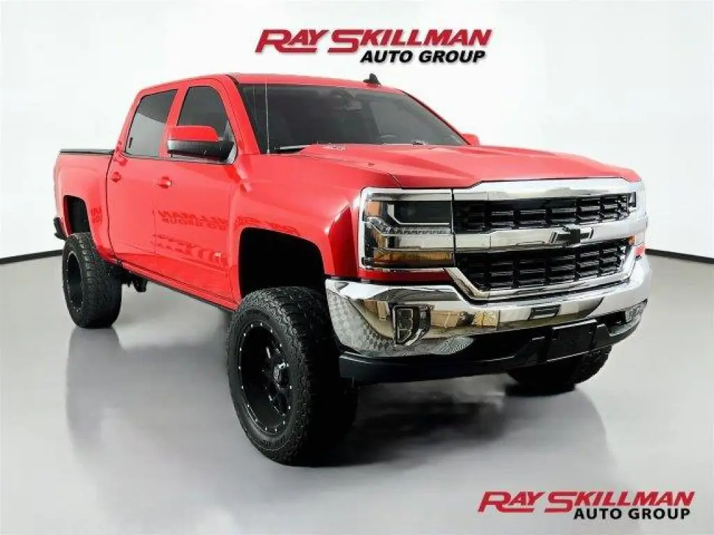 Chevrolet Silverado 1500 2017 4x4 LT 4 puertas Crew Cab 5.8 pies SB