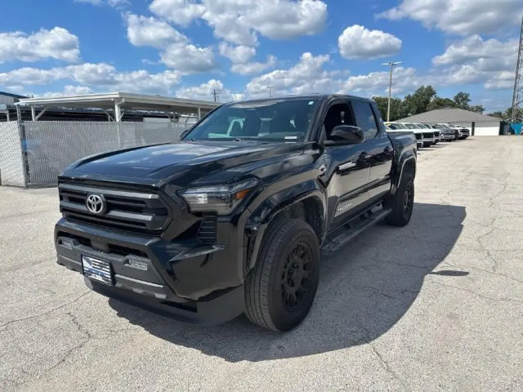 Toyota Tacoma 2024 4x2 SR5 4dr Double Cab 5.0 ft SB