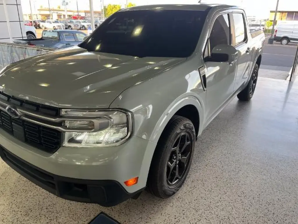Ford Maverick 2023 AWD Lariat 4dr SuperCrew 4.5 ft. SB