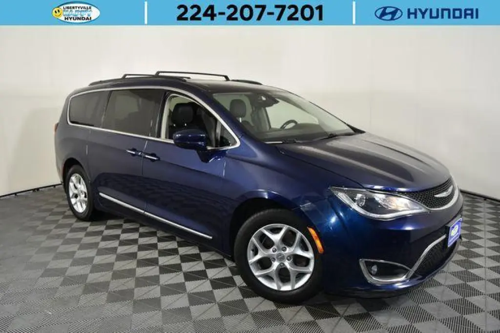 Chrysler Pacifica 2017 Touring-L 4dr Mini-Van
