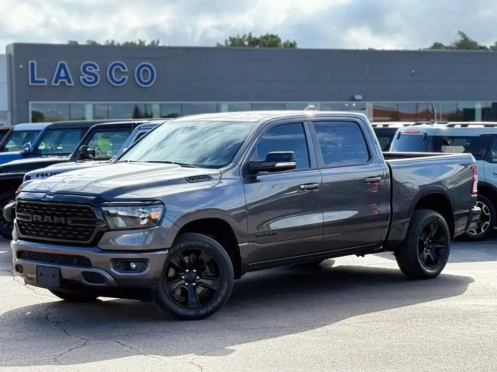 Ram 1500 2022 4x4 Big Horn 4dr Crew Cab 5.6 ft. SB Pickup