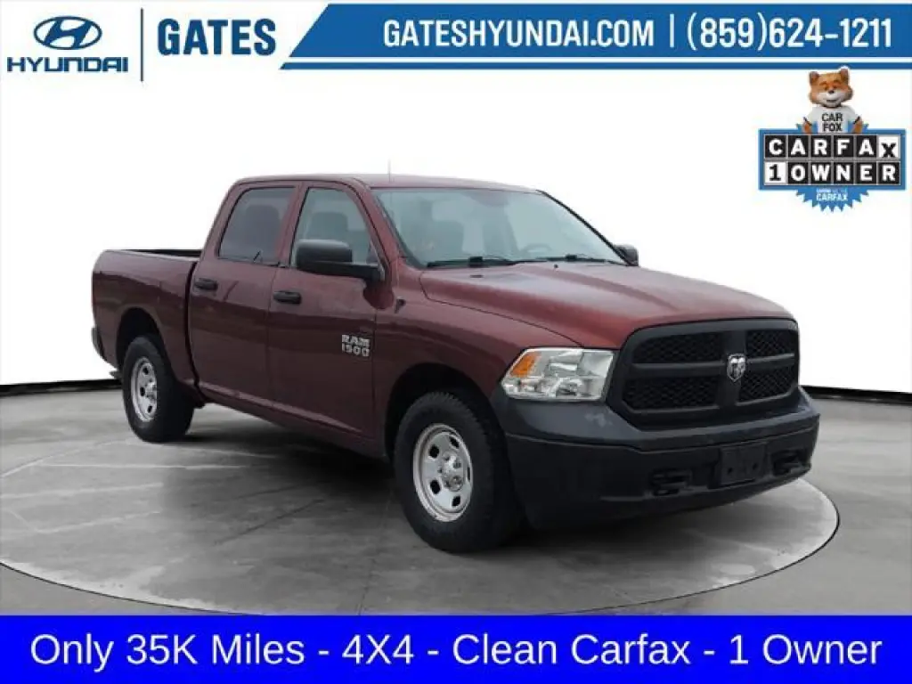 Ram 1500 2016 4x4 Tradesman Cabina Doble 5.5 pies SB Camioneta