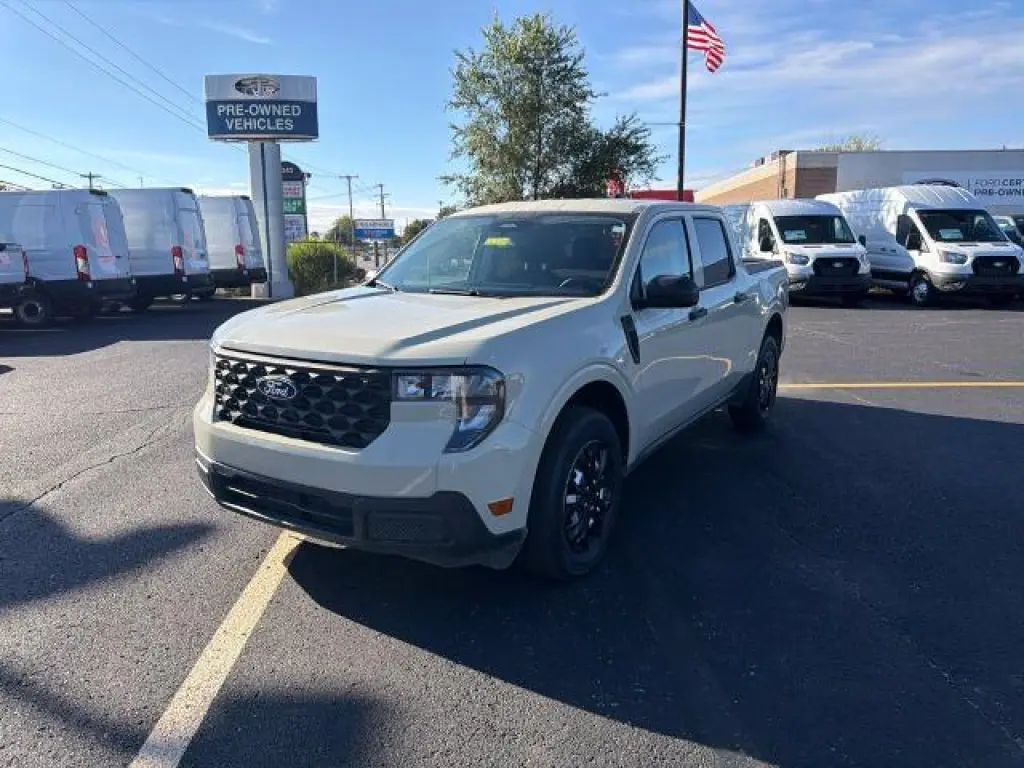 Ford Maverick 2025 AWD XL 4dr SuperCrew 4.5 ft. SB