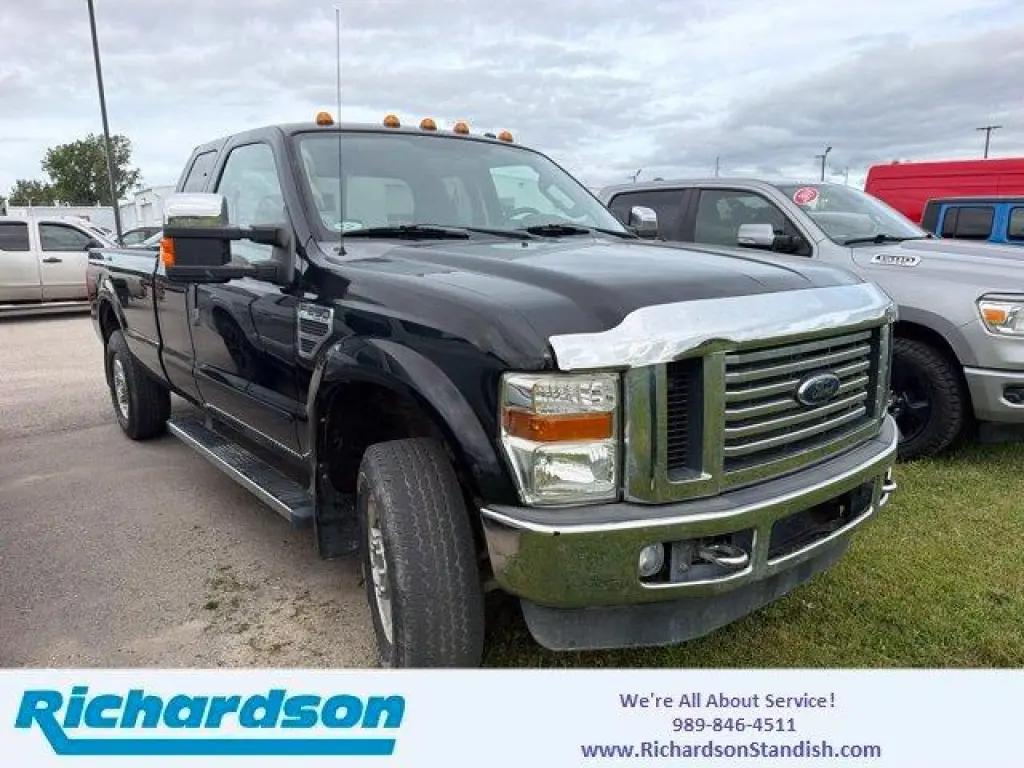 Ford F-250 Super Duty 2010 4x4 XLT 4dr SuperCab con cabina de 6.8 ft. Pickup