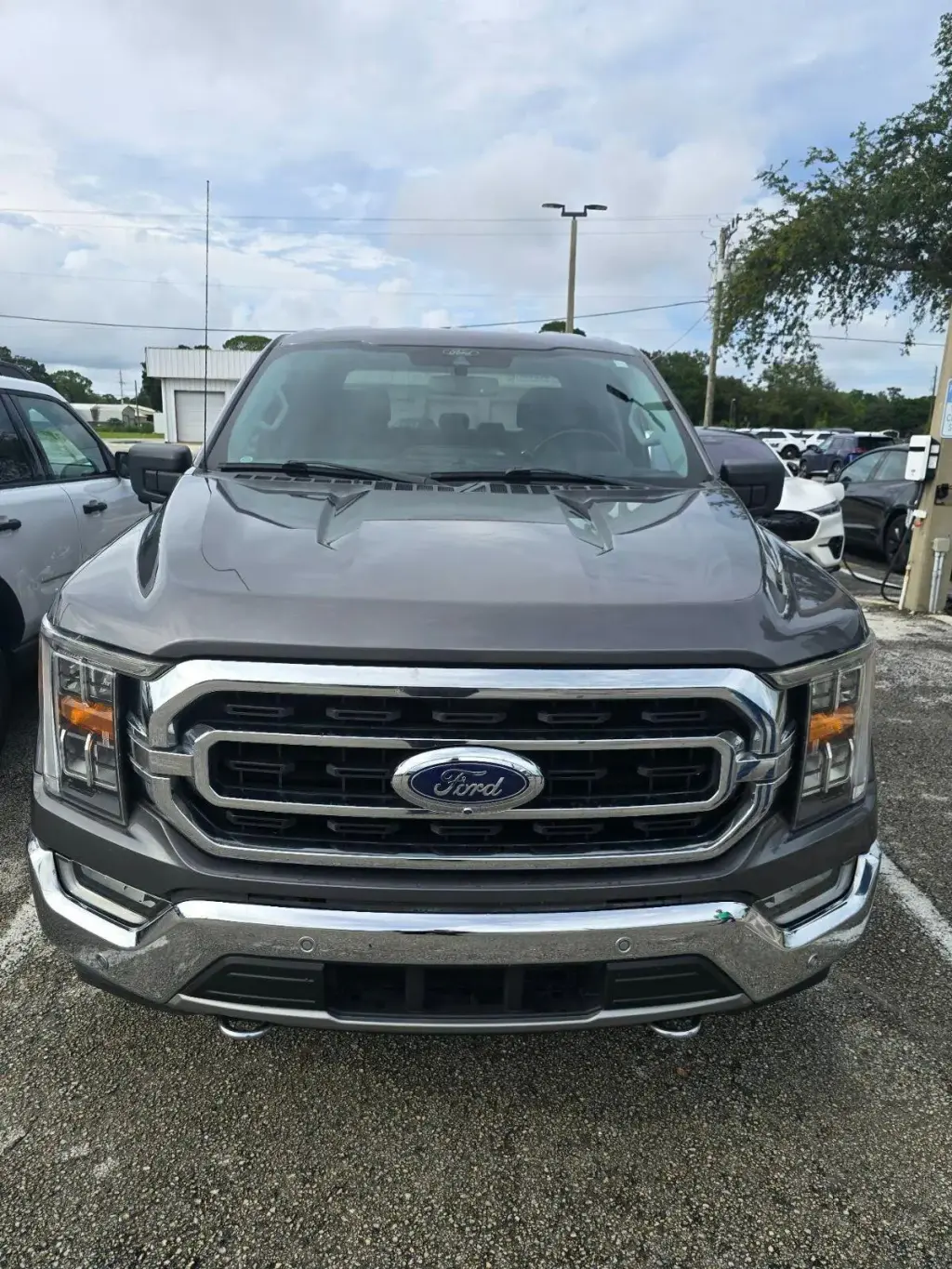 Ford F-150 2021 4x4 XLT 4dr SuperCrew 6.5 ft. SB