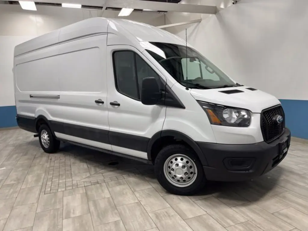 2025 Ford Transit-250