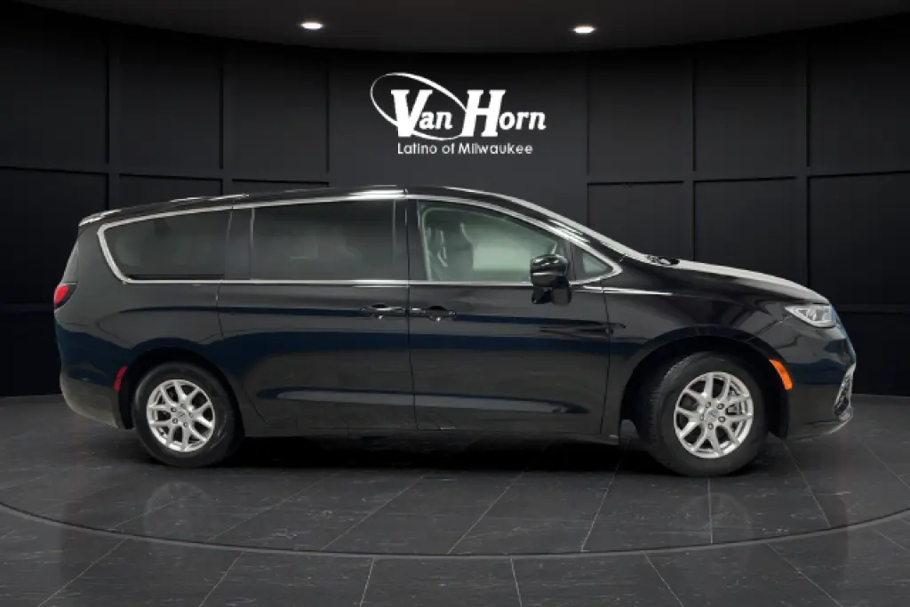2024 Chrysler Pacifica