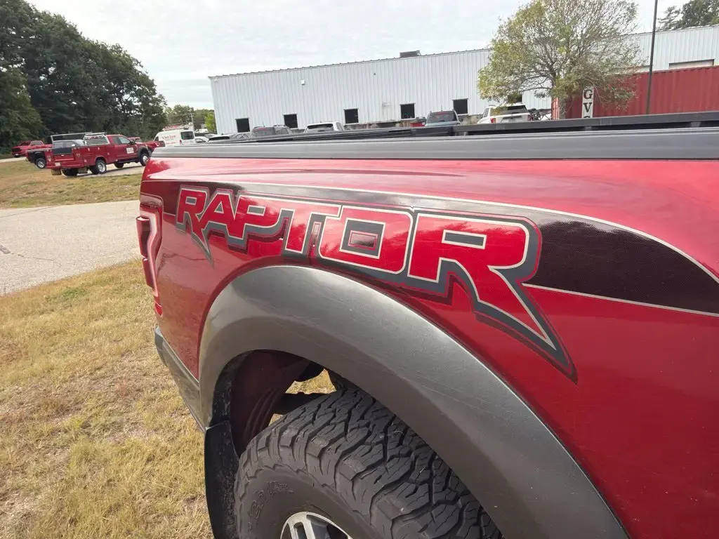 Ford F-150 2017 4x4 Raptor 4dr SuperCrew 5.5 ft. SB