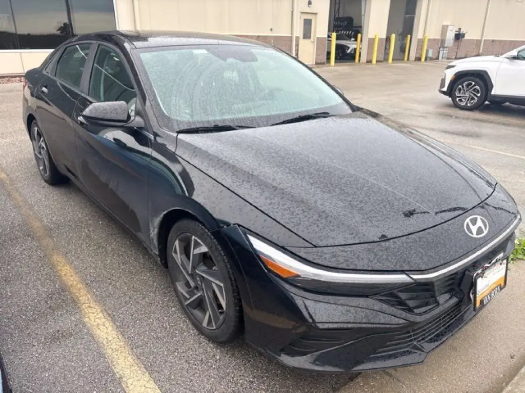 2024 Hyundai Elantra