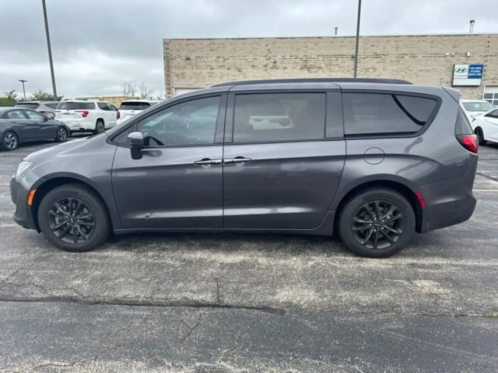 2020 Chrysler Pacifica