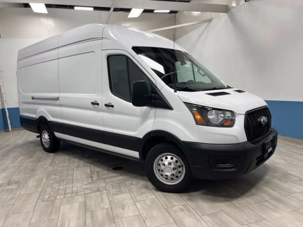 2023 Ford Transit-250