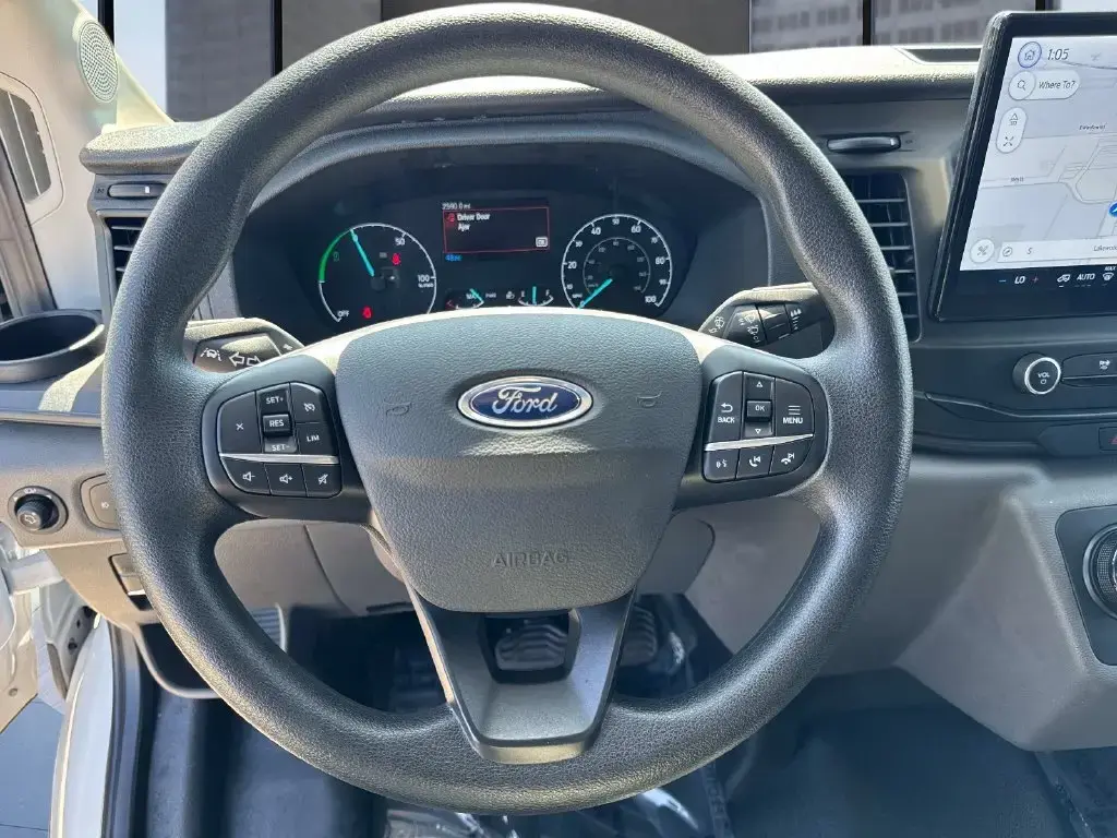Ford E-Transit 2023 350 3dr SWB Techo Medio Furgón de Carga