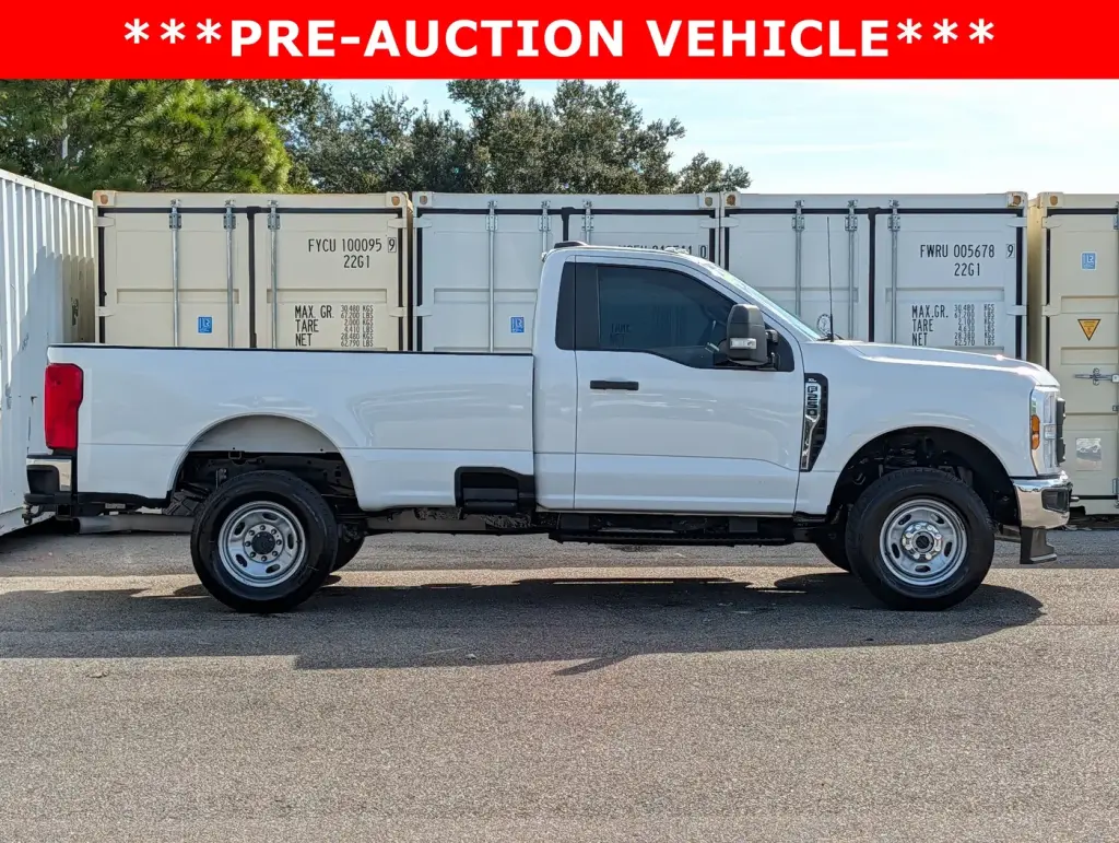 Ford F-250 Super Duty 2024 4x4 XL 2dr Regular Cab 8 ft. LB Pickup
