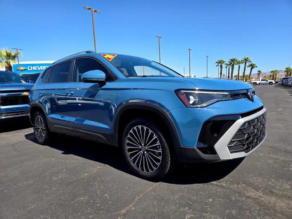 2025 Volkswagen Taos