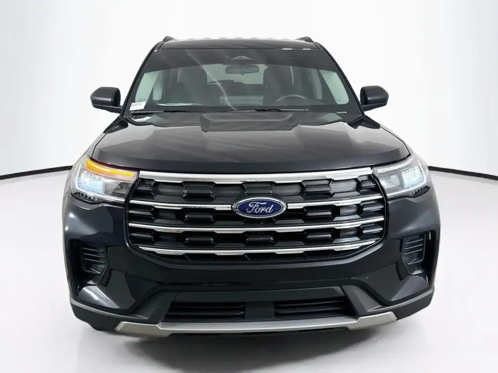 Ford Explorer 2025 SUV Activo de 4 puertas