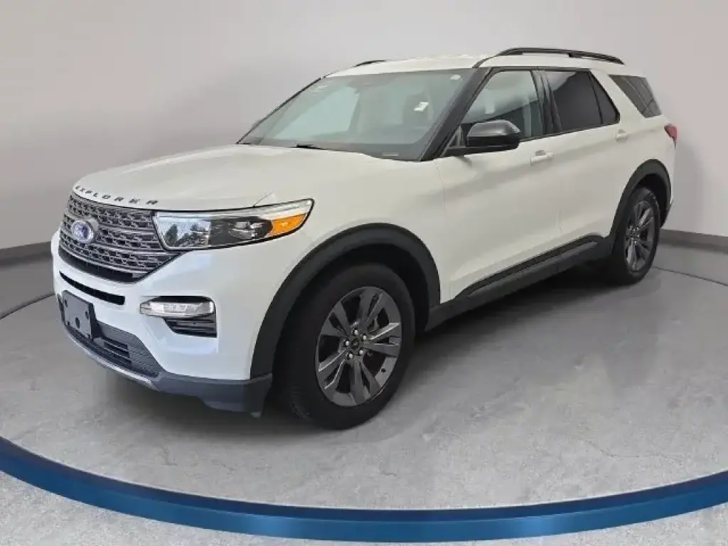 Ford Explorer 2023 XLT SUV de 4 puertas
