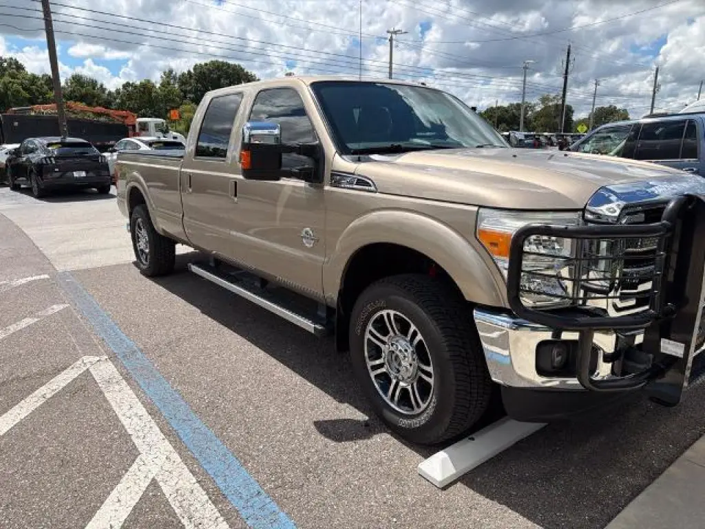 Ford F-250 Super Duty 2014 4x4 Lariat 4 puertas Cabina Crew Cab Pickup caja corta de 6.8 pies