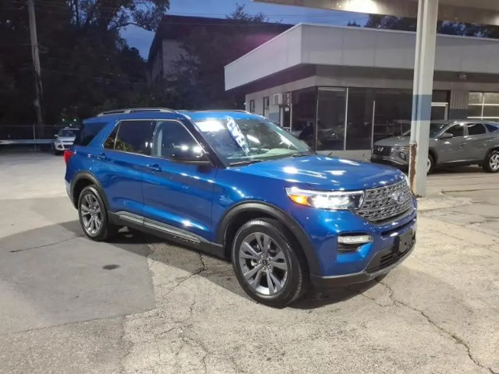 Ford Explorer 2022 AWD XLT SUV de 4 puertas