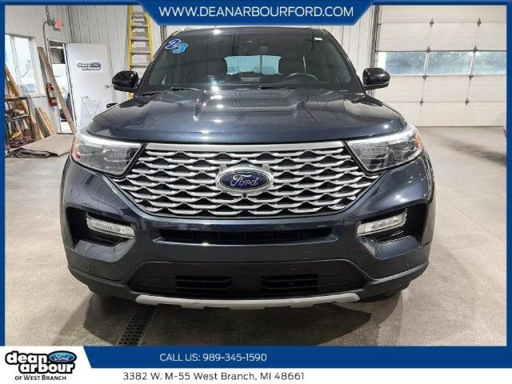 Ford Explorer 2023 AWD Platinum SUV de 4 puertas