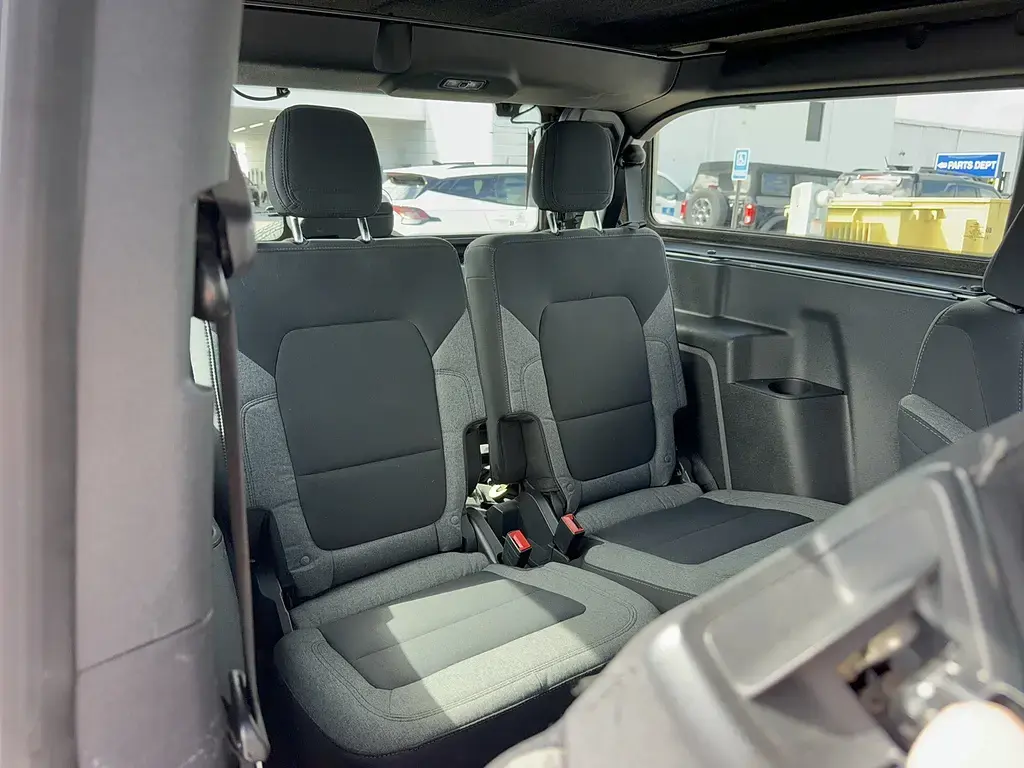 Ford Bronco 2021 4x4 Base SUV de 2 puertas