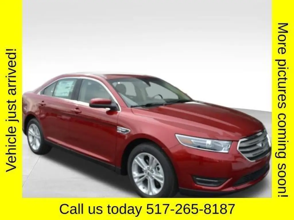 Sedán Ford Taurus 2018 AWD SEL 4 puertas