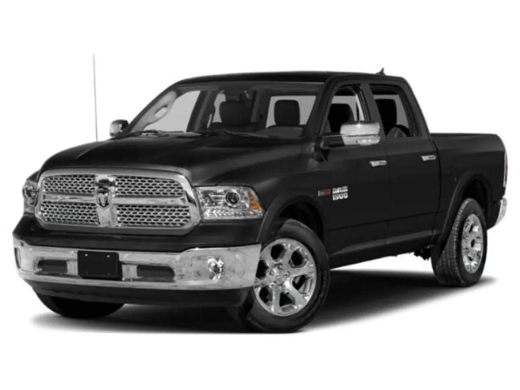 Ram 1500 2015 4x4 Laramie cabina doble de 4 puertas batea corta de 1.7 m