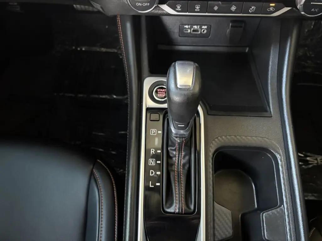 2022 Nissan Sentra SR Xtronic CVT