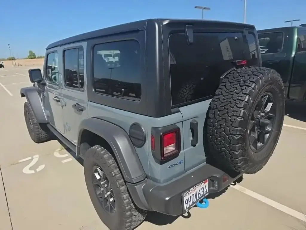 Jeep Wrangler 2024 4x4 Willys 4xe 4 puertas SUV