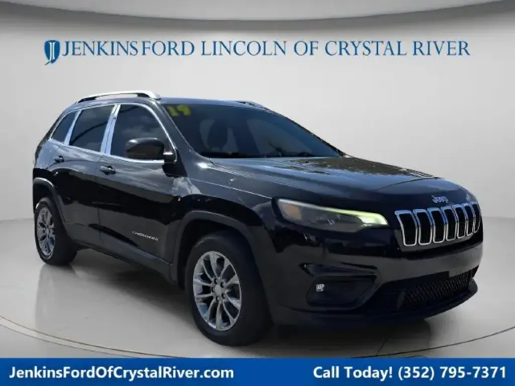 Jeep Cherokee 2019 Latitude Plus SUV de 4 puertas
