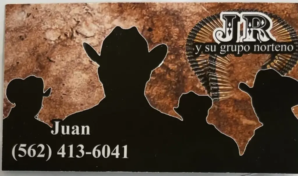 Norteño con tuba o tololoche