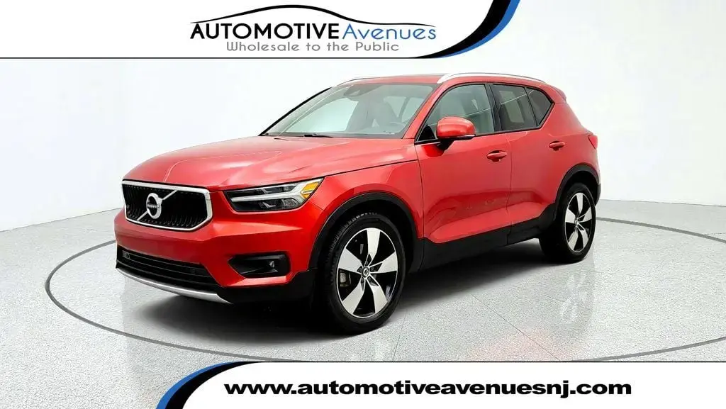 Volvo XC40 2021 AWD T5 Momentum 4dr SUV