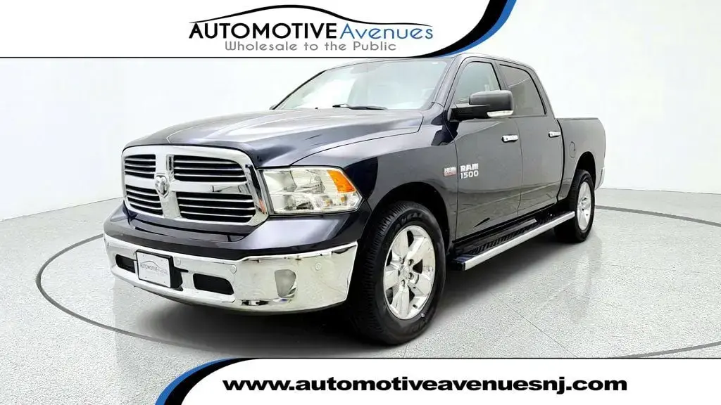 Camión 1500 Ram 2017 4x4 Big Horn 4p Caja de Tripulante 5.5 ft. SB Pick-up