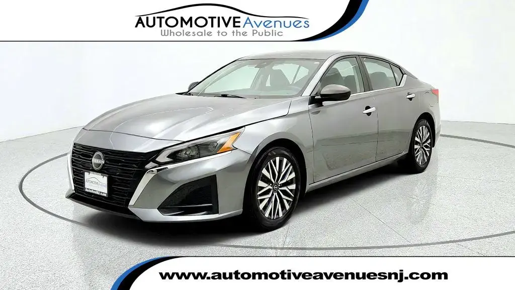 Nissan Altima 2024 2.5 SV 4dr Sedán